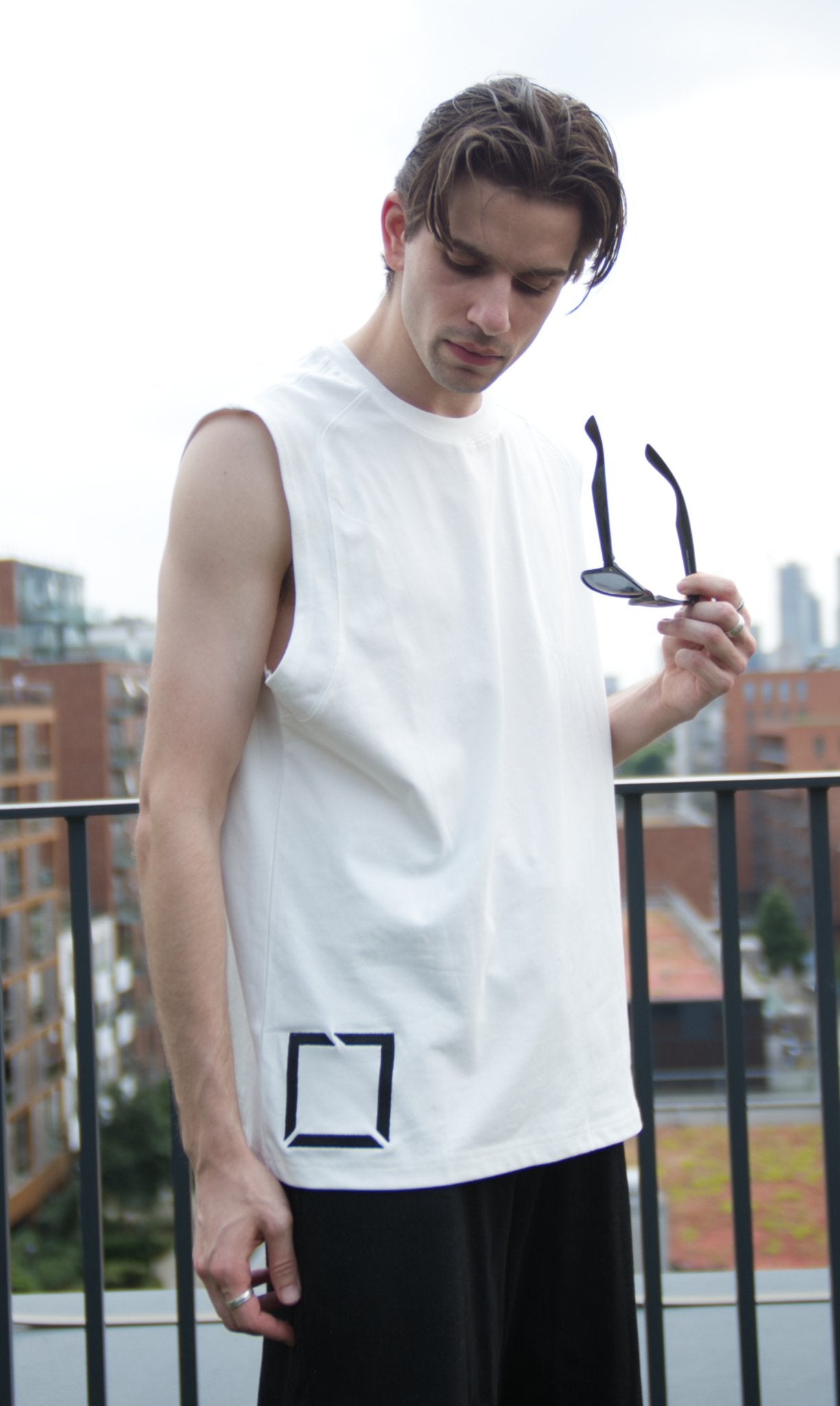 Sleeveless baggy Tee Square Form - Smoke'm